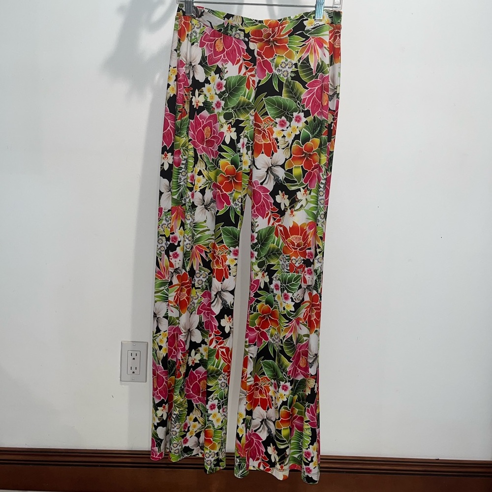 Colorful flower print comfty stylish pants